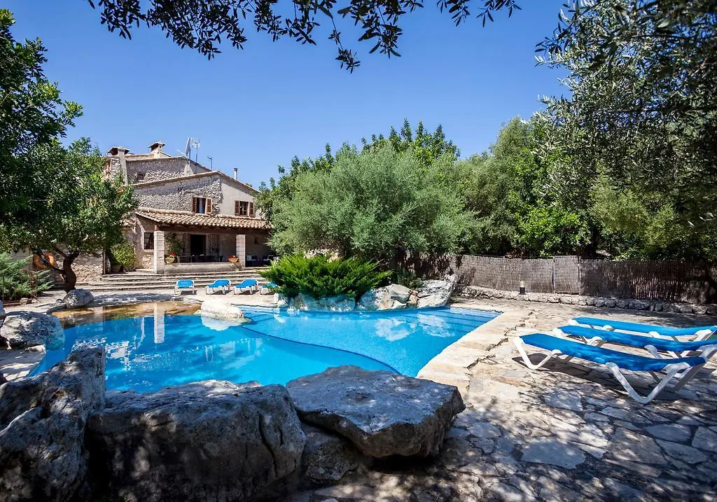 Villa Lloberina Pollenca Spain